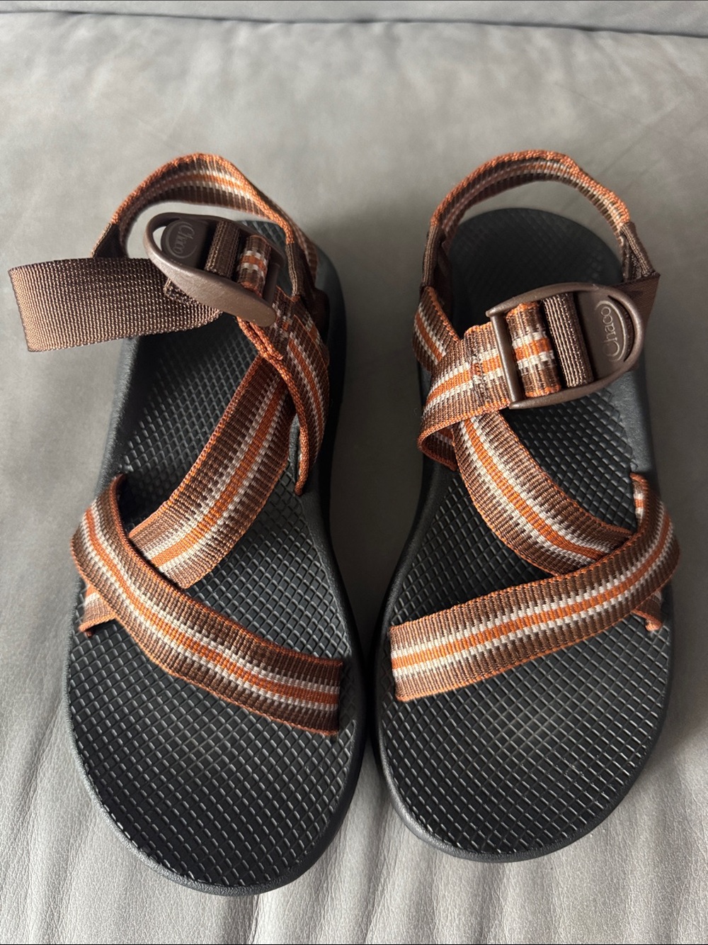 Chaco Z/1 classic sandals. Brown & orange stripe adjustable buckle stripes. Sz 8